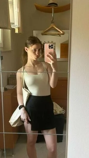 Nazlı - Eyüpsultan Escort